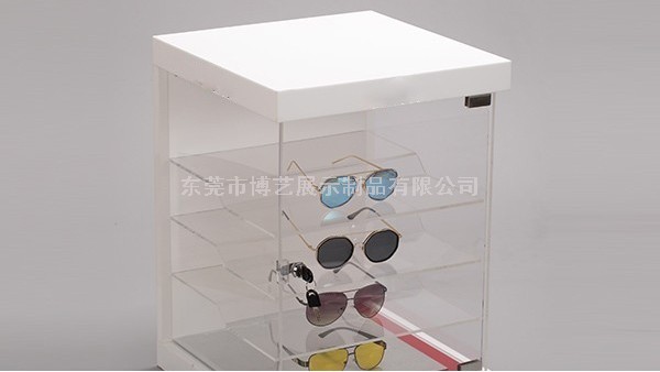 怎樣的包裝才能更好保護(hù)亞克力展示架呢？
