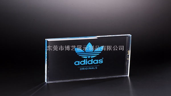 亞克力展示架為什么會比其它材質(zhì)的展示架要貴？_博藝展示