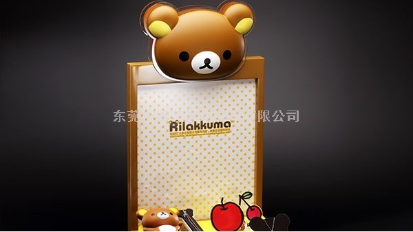 怎樣評定我們定制的亞克力展示架質(zhì)量的好壞？